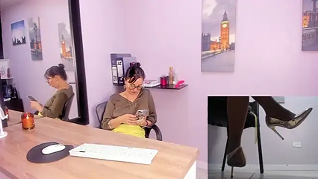 Greta Borbon  online show from 07-16-26, 12:00
