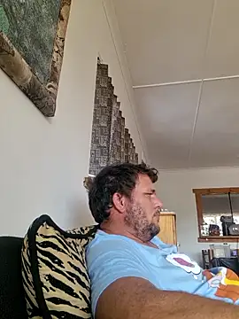 Snapshot of Maintenance_Man chatting on 06-18-26, 10:52 Maintenance Man online show from 06-18-26, 10:52