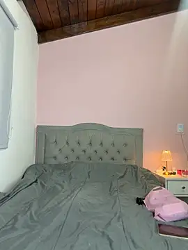 Snapshot of selina-sky chatting on 07-11-26, 02:53 selina-sky online show from 07-11-26, 02:53