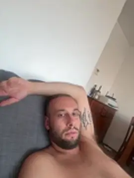 tittolone98 online show from 07-07-26, 03:49