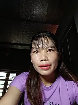 Snapshot of Gee_hot chatting on 06-18-26, 08:25 Gee hot online show from 06-18-26, 08:25