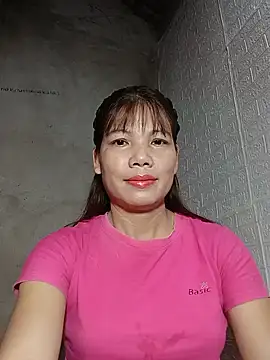 Snapshot of Gee_hot chatting on 08-02-26, 11:03 Gee hot online show from 08-02-26, 11:03