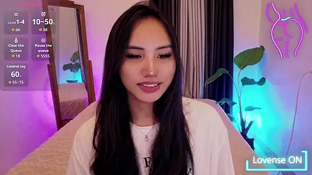 Snapshot of Bell_PepperHot chatting on 07-22-26, 08:39 Bell PepperHot online show from 07-22-26, 08:39