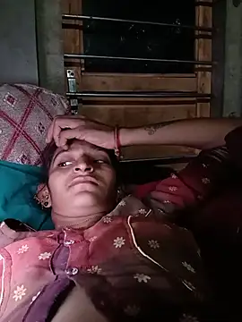 Snapshot of mitu_bhabhi chatting on 06-24-26, 04:17 mitu bhabhi online show from 06-24-26, 04:17