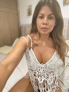 Valen Milf4u online show from 07-11-26, 12:46