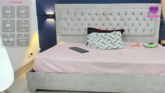 Snapshot of celeste__sweet chatting on 07-06-26, 12:13 celeste sweet online show from 07-06-26, 12:13