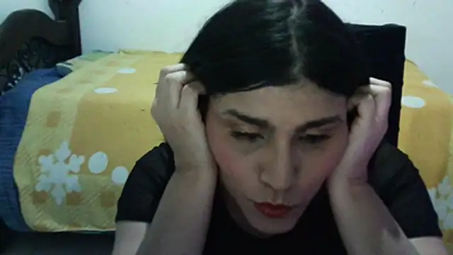 Snapshot of CarolinaMoretti chatting on 08-04-26, 11:40 CarolinaMoretti online show from 08-04-26, 11:40