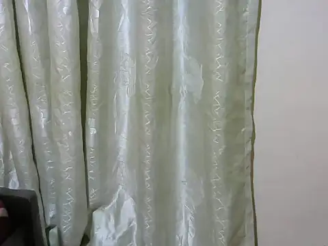 Snapshot of shypretty chatting on 07-17-26, 05:29 shypretty online show from 07-17-26, 05:29