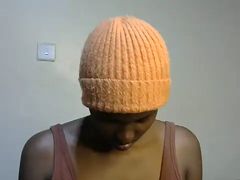 Snapshot of shypretty chatting on 07-22-26, 10:18 shypretty online show from 07-22-26, 10:18