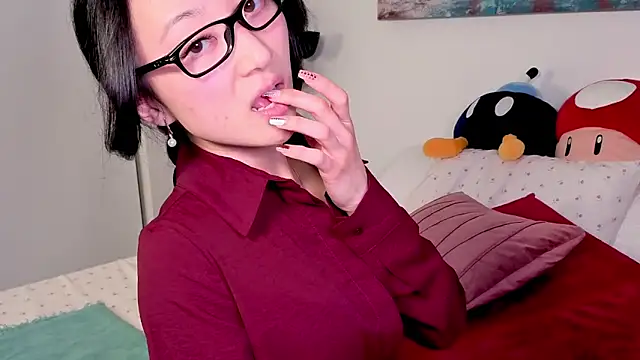 MySweetSofie online show from 10-26-25, 03:56