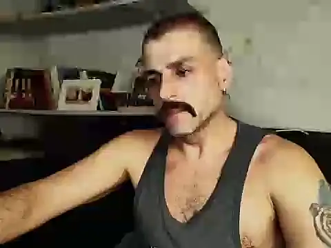 Snapshot of BrunoAlphaBR chatting on 07-11-26, 01:14 BrunoAlphaBR online show from 07-11-26, 01:14