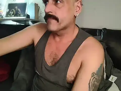 Snapshot of BrunoAlphaBR chatting on 07-12-26, 03:36 BrunoAlphaBR online show from 07-12-26, 03:36