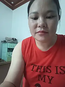 Snapshot of Holy-mi chatting on 07-20-26, 06:06 Holy-mi online show from 07-20-26, 06:06