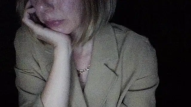 Snapshot of Deloriada chatting on 06-27-26, 06:46 Deloriada online show from 06-27-26, 06:46