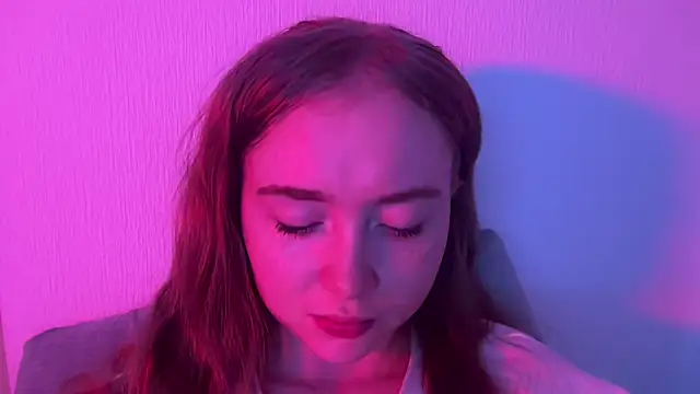Snapshot of Joloria chatting on 06-21-26, 03:42 Joloria online show from 06-21-26, 03:42