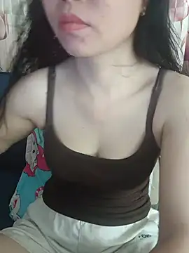 Snapshot of AvaRoyale chatting on 07-29-26, 04:10 AvaRoyale online show from 07-29-26, 04:10