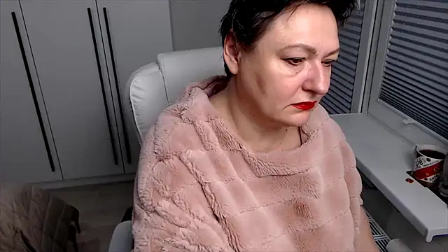 ScarlettReed online show from 12-22-25, 06:54