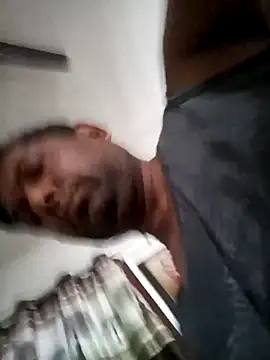 Anyone 143 online show from 07-09-26, 05:44