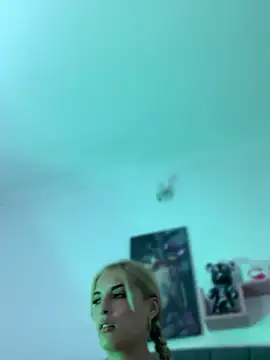 VIOLETA-1122 online show from 07-18-26, 08:56