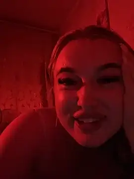 Snapshot of lyalyalii chatting on 06-23-26, 06:28 lyalyalii online show from 06-23-26, 06:28