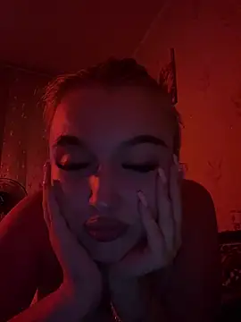 Snapshot of lyalyalii chatting on 06-24-26, 05:56 lyalyalii online show from 06-24-26, 05:56