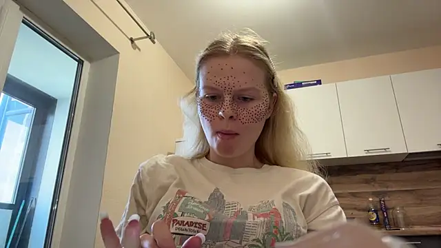 Snapshot of NikaRaexe chatting on 06-22-26, 02:14 NikaRaexe online show from 06-22-26, 02:14
