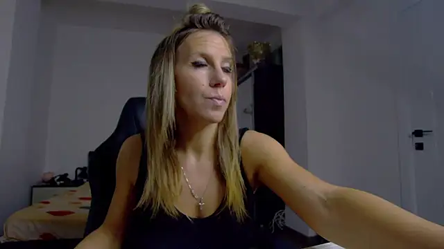 DedeSibel online show from 05-30-26, 04:48