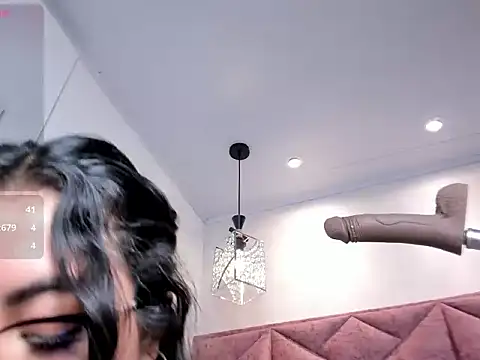 Snapshot of alessia_storm_ chatting on 08-08-26, 04:25 alessia storm online show from 08-08-26, 04:25