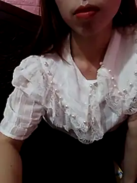 Snapshot of Ola_sexyy chatting on 06-22-26, 09:17 Ola sexyy online show from 06-22-26, 09:17