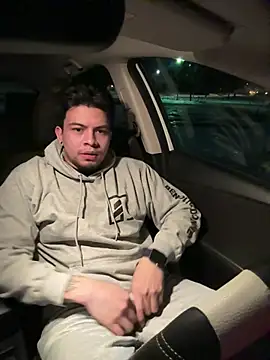 Snapshot of Sualazar chatting on 02-27-26, 01:38 Sualazar online show from 02-27-26, 01:38