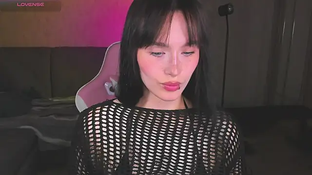 Snapshot of Demi_Corn chatting on 07-03-26, 10:54 Demi Corn online show from 07-03-26, 10:54
