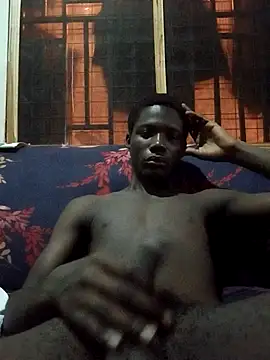 Snapshot of loLouis chatting on 07-01-26, 12:56 loLouis online show from 07-01-26, 12:56