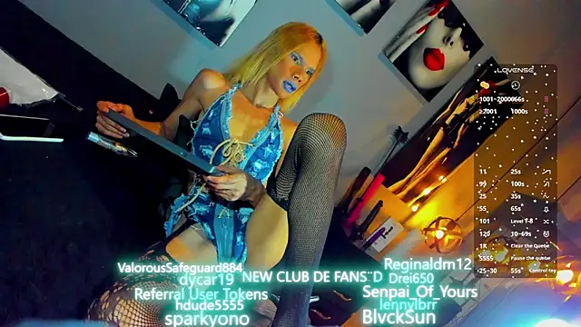 Snapshot of love_amor_ chatting on 01-09-25, 09:58 love amor online show from 01-09-25, 09:58