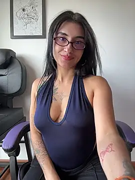 Snapshot of JennaNovva chatting on 07-28-26, 06:53 JennaNovva online show from 07-28-26, 06:53