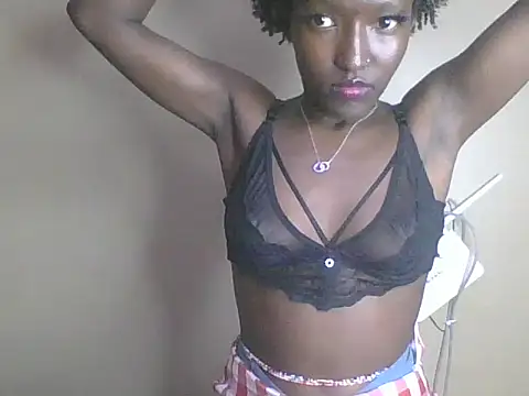 Keilay online show from 06-29-26, 12:39