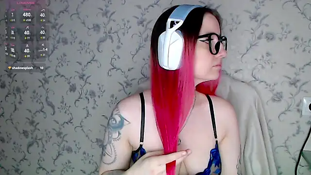 Snapshot of Tastycherrypie chatting on 07-28-26, 07:04 Tastycherrypie online show from 07-28-26, 07:04