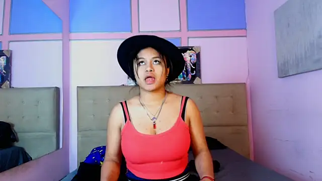 Snapshot of LexiSttar chatting on 07-11-26, 12:30 LexiSttar online show from 07-11-26, 12:30