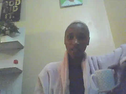 Snapshot of Queen_tash chatting on 07-01-26, 04:25 Queen tash online show from 07-01-26, 04:25