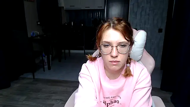 Reginasmilee online show from 11-10-25, 12:31