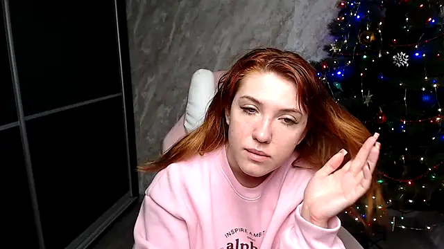 Reginasmilee online show from 12-18-25, 12:38