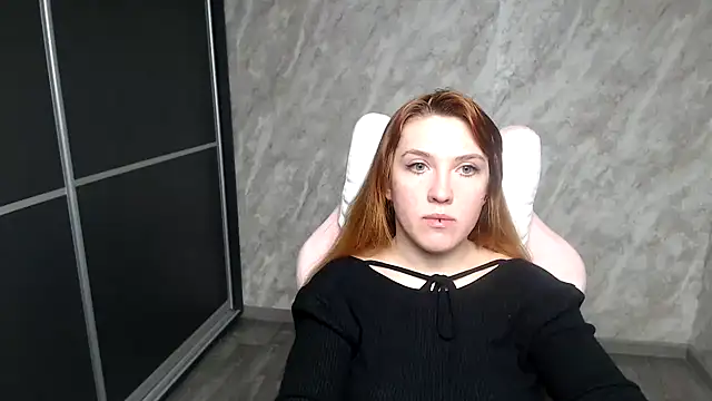 Reginasmilee online show from 01-14-26, 02:23