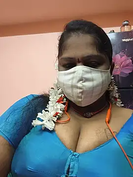 Snapshot of yalini1431 chatting on 07-15-26, 08:14 yalini1431 online show from 07-15-26, 08:14