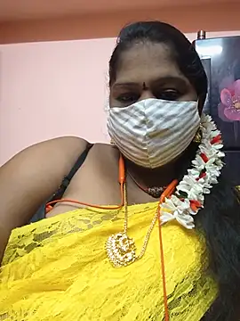 Snapshot of yalini1431 chatting on 08-07-26, 07:49 yalini1431 online show from 08-07-26, 07:49