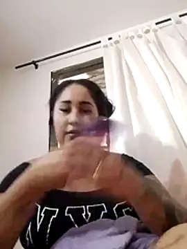 Valentina Tilly online show from 07-16-26, 03:29