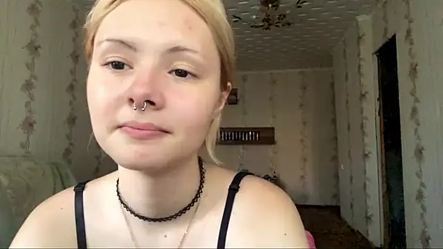 Snapshot of Jeneienal_1 chatting on 08-05-26, 03:59 Jeneienal 1 online show from 08-05-26, 03:59