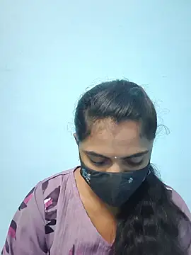 Snapshot of Megavarthinii chatting on 07-10-26, 03:25 Megavarthinii online show from 07-10-26, 03:25