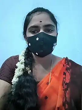 Snapshot of Megavarthinii chatting on 08-05-26, 03:48 Megavarthinii online show from 08-05-26, 03:48