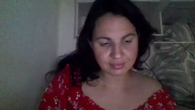 Snapshot of Mireyadi chatting on 07-01-26, 01:13 Mireyadi online show from 07-01-26, 01:13