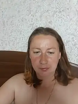 Snapshot of Karina2137 chatting on 07-13-26, 11:02 Karina2137 online show from 07-13-26, 11:02