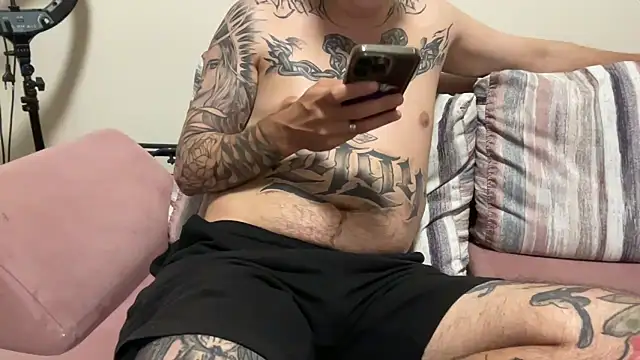 Snapshot of tattooboy666 chatting on 06-24-26, 07:24 tattooboy666 online show from 06-24-26, 07:24